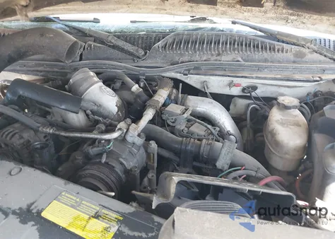 2005 GMC Sierra 2500Hd Slt from USA, damaged, VIN 1GTHK232X5F943779